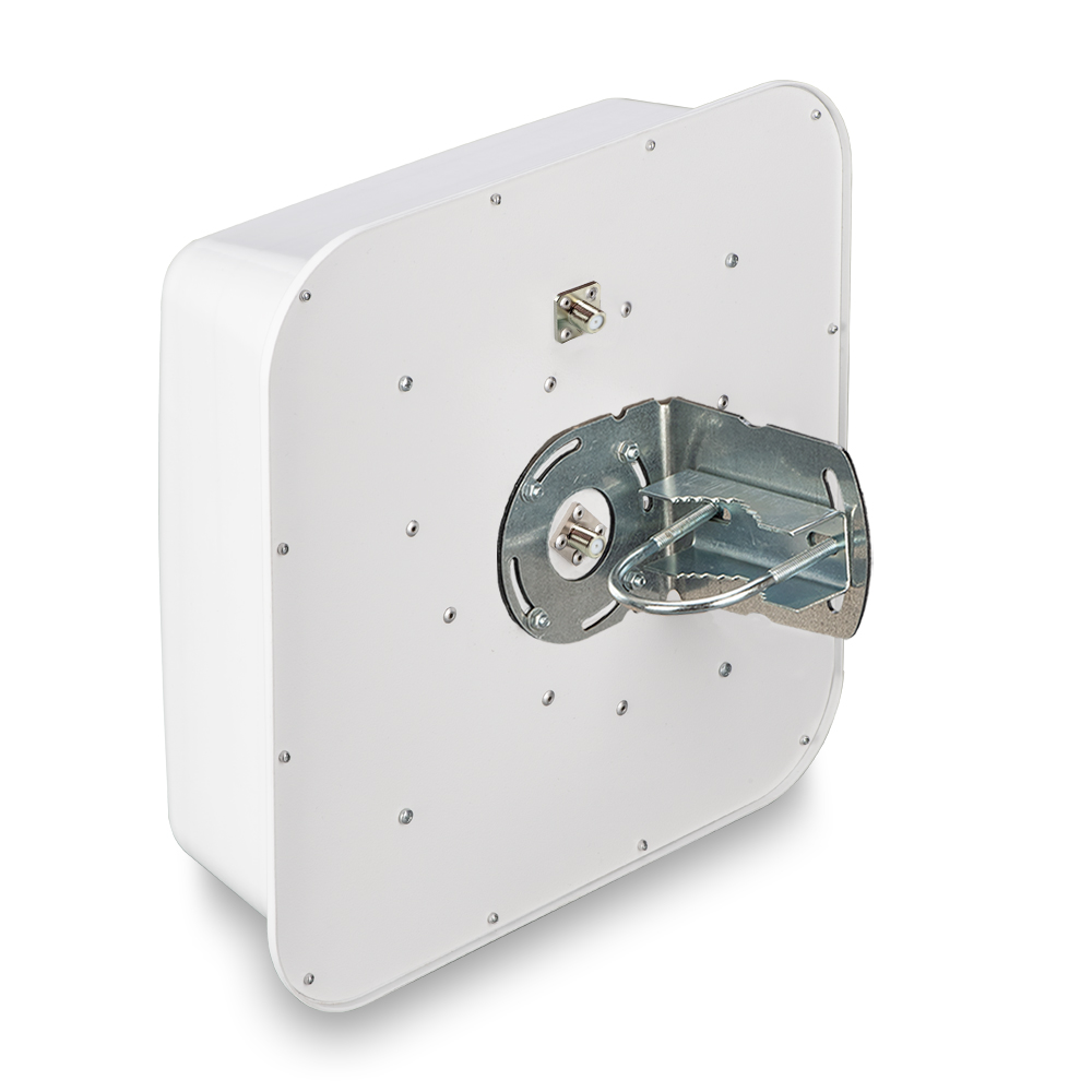 Широкополосная 2G/3G/4G MIMO антенна 15 дБи KAA15-700/2700