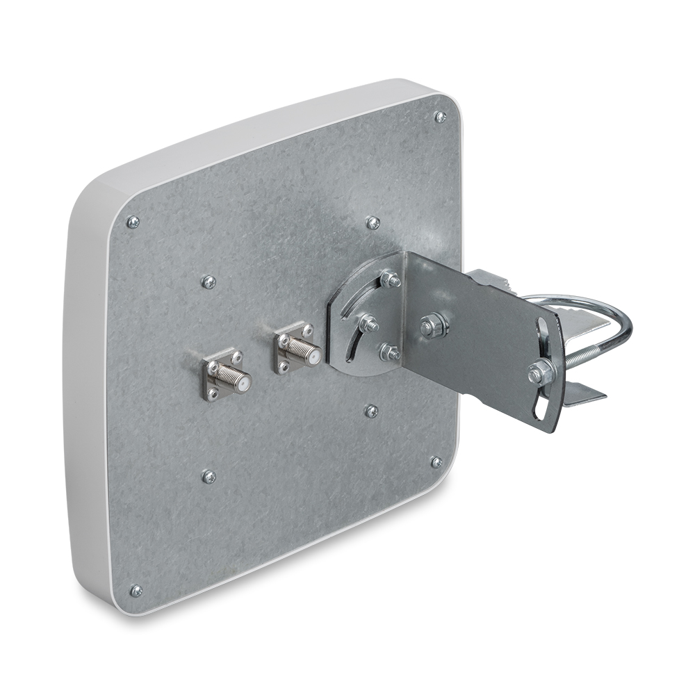 Широкополосная 3G/4G MIMO антенна KAA15-1700/2700 LITE